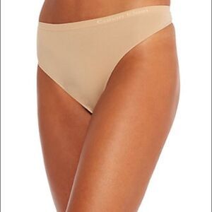 Calvin Klein Nude Thong Sz S/P